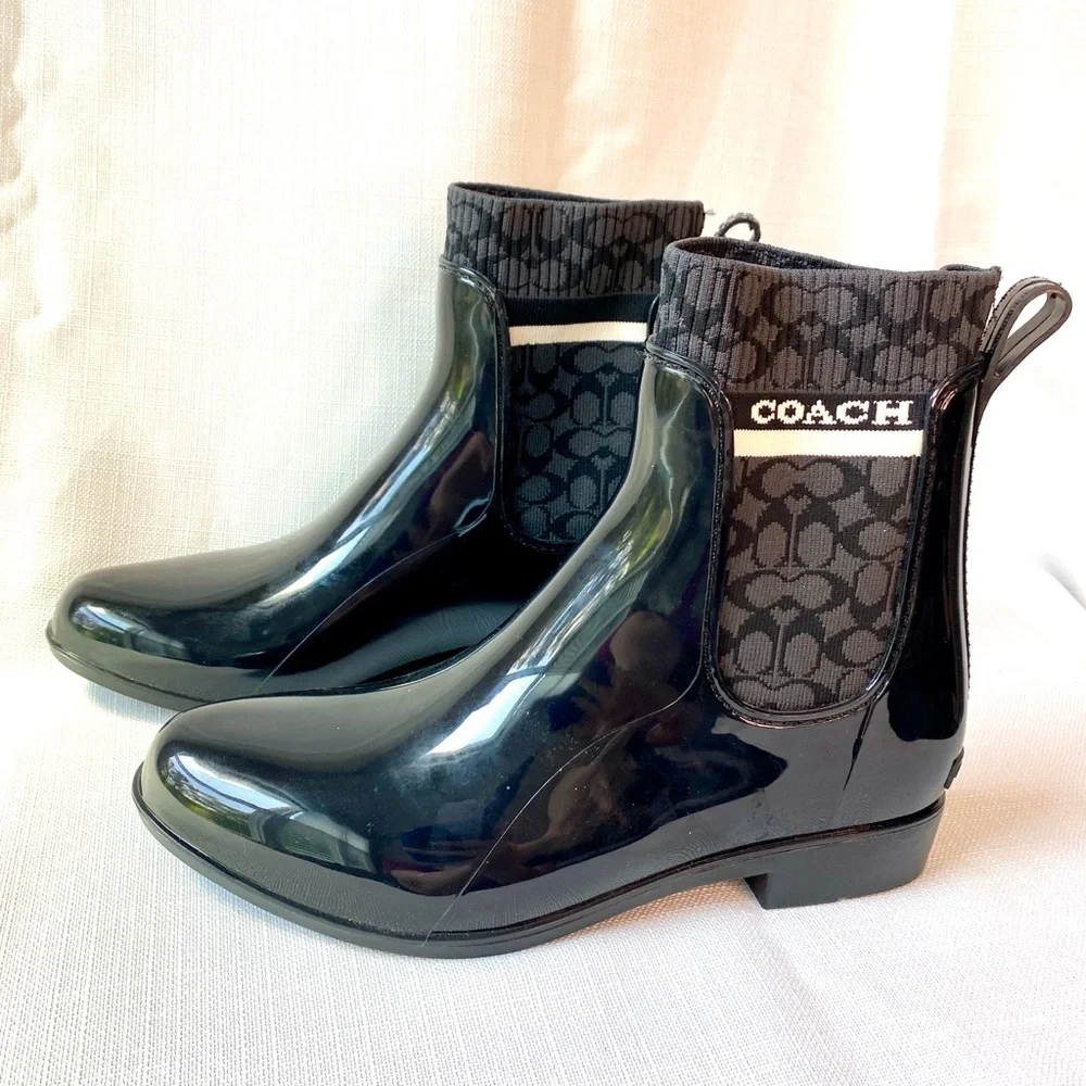Coach Rivington Rain Bootie 8B Black Chelsea Ankle Logo - Picture 2 of 10